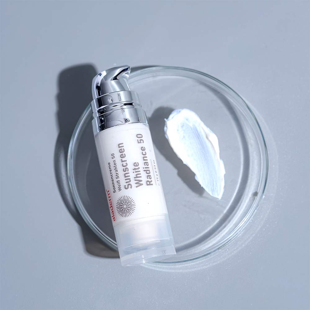 ALADERM Sunscreen White Radiance 50 – Tabir Surya 3 Fungsi